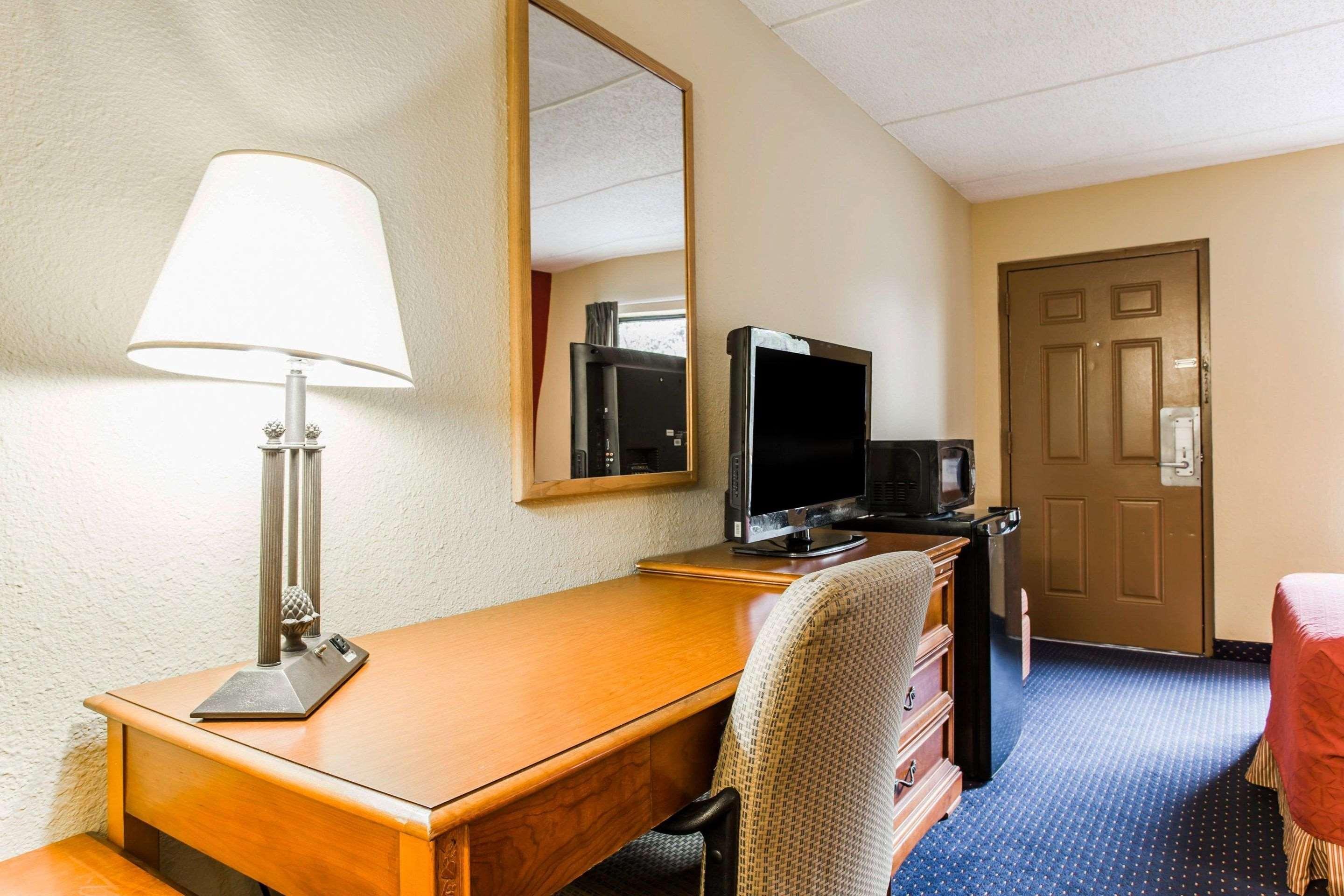 Rodeway Inn Charlotte Downtown Esterno foto